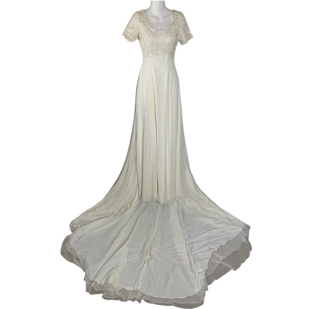 Demetrios Ivory Wedding Dress Sz 4 Floral Bodice Chiffon Skirt Short Sleeve